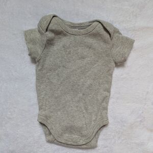 Nordstrom Baby Gray Organic Cotton Onesie 🌿 Adjustable Short Sleeve | Newborn
